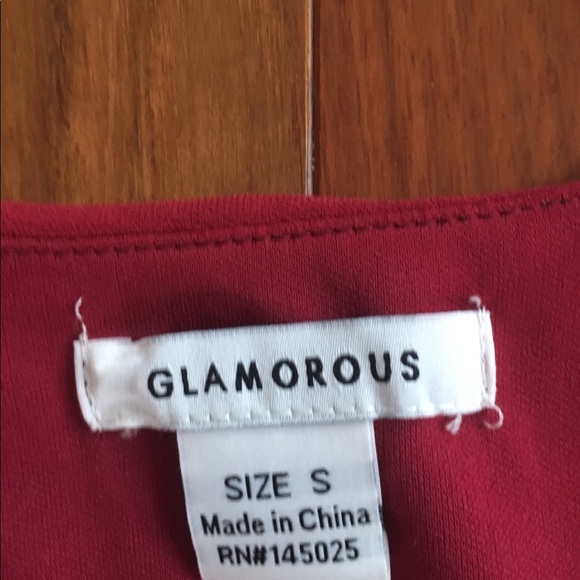 Elegant red dress - Picture 5 of 5